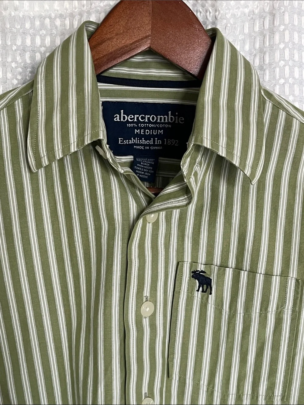 Abercrombie Women's Green White Stripe Button Shirt Cotton Medium Fitted